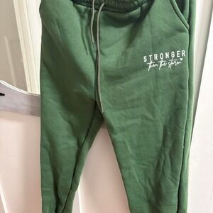 Stronger Than The Storm Green Fleece Joggers Sweatpants Womens Large